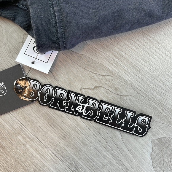 🔆RIP CURL🔆 BORN AT BELLS TEE 2021 SHORT SLEEVE - Picture 10 of 10